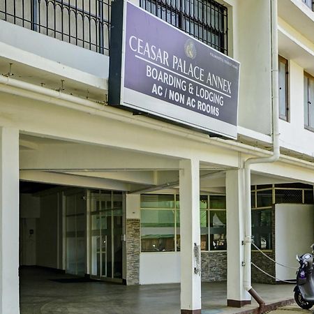 Super Hotel O Ceasar Palace Annex Thodupuzha Eksteriør billede