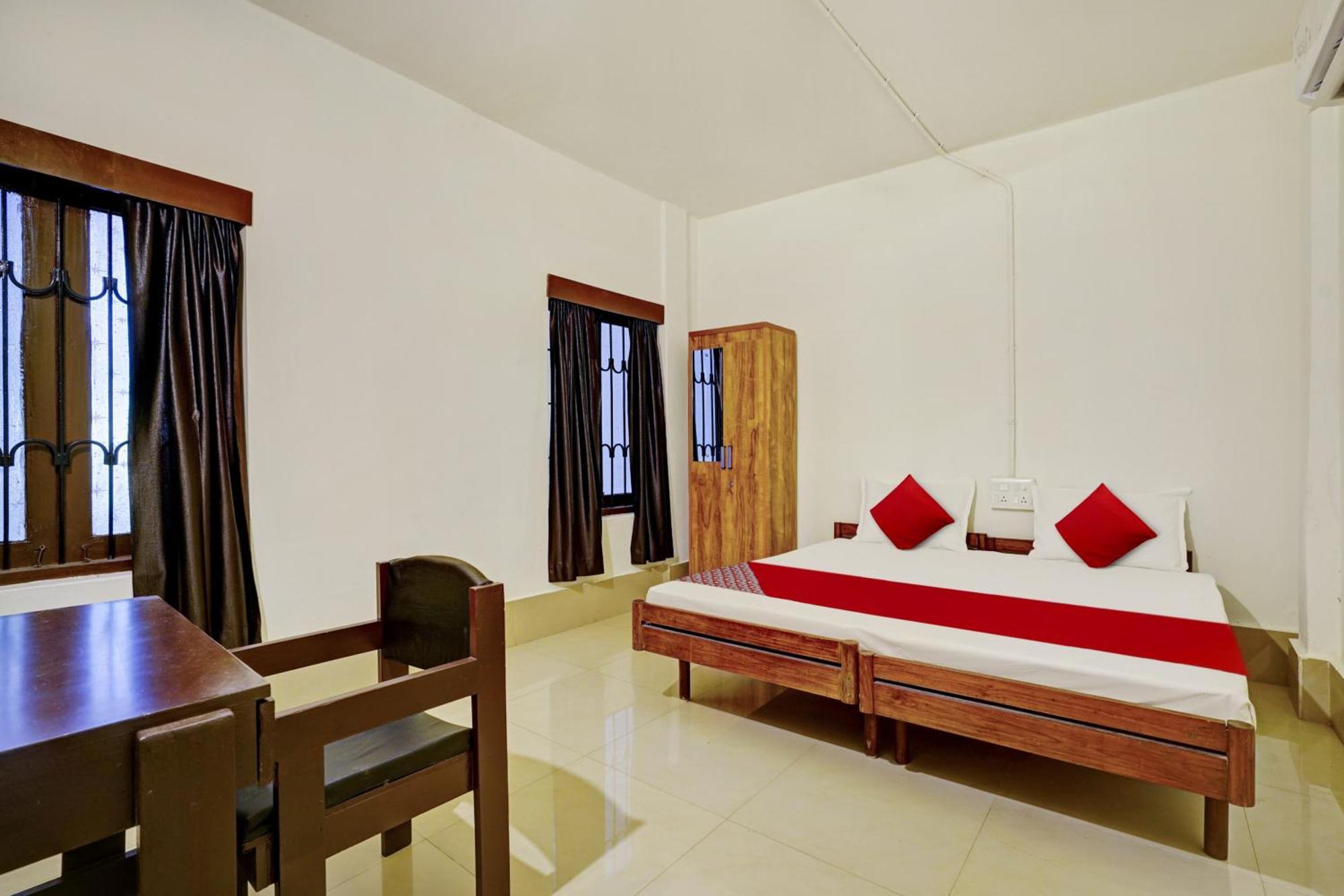Super Hotel O Ceasar Palace Annex Thodupuzha Eksteriør billede