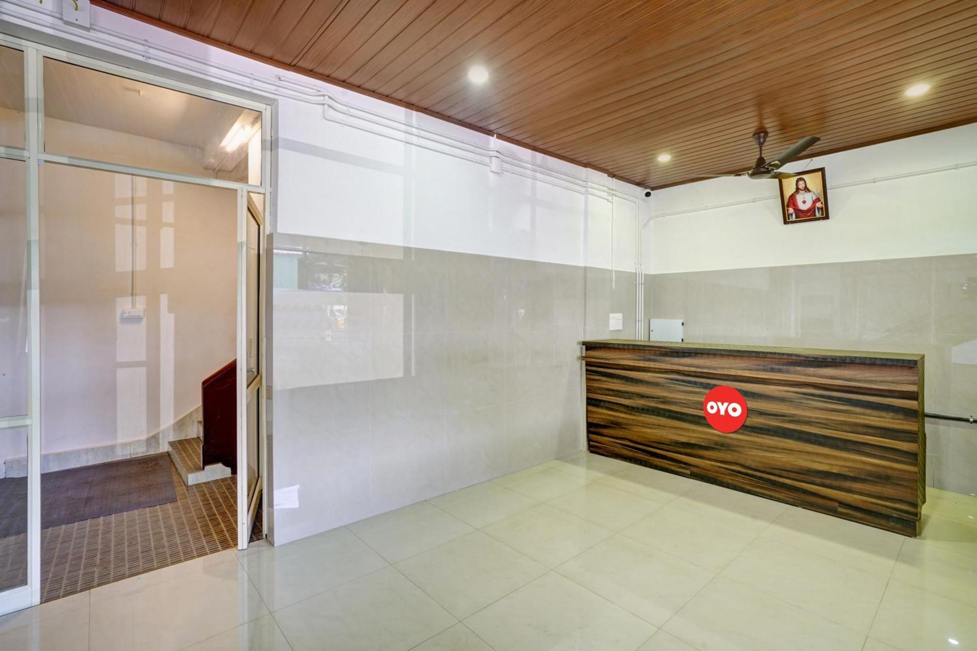Super Hotel O Ceasar Palace Annex Thodupuzha Eksteriør billede